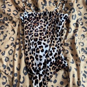 Cheetah print bodysuit! FASHION NOVA